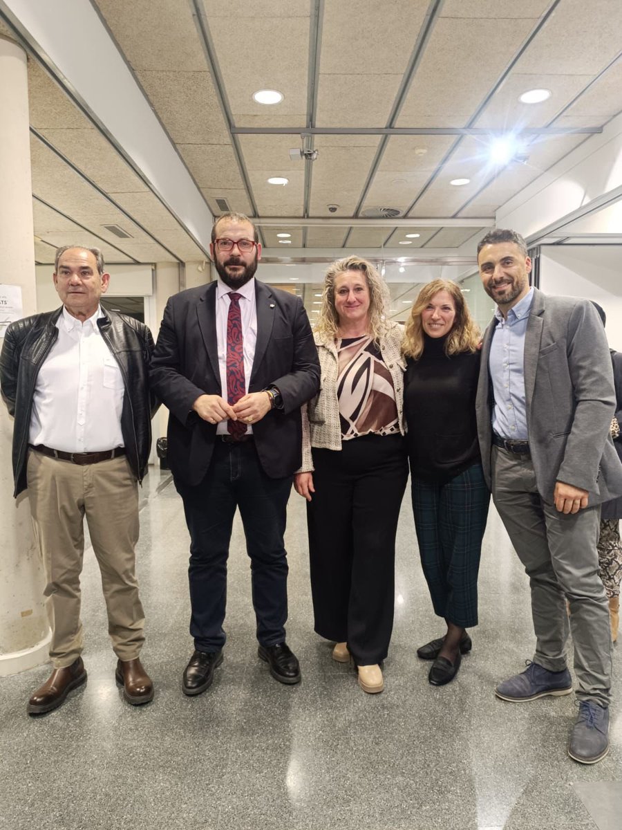 PSCMaresme's tweet photo. Agraïm a la ciudadania de Vilassar de Mar la gran assistència a l'homenatge a Ernest Lluch amb la consellera de @salutcat Olga Pane.

"És la pobresa el fet que mes influeix en la despesa en l'àmbit de la salut”. https://t.co/4WP2doBvB9