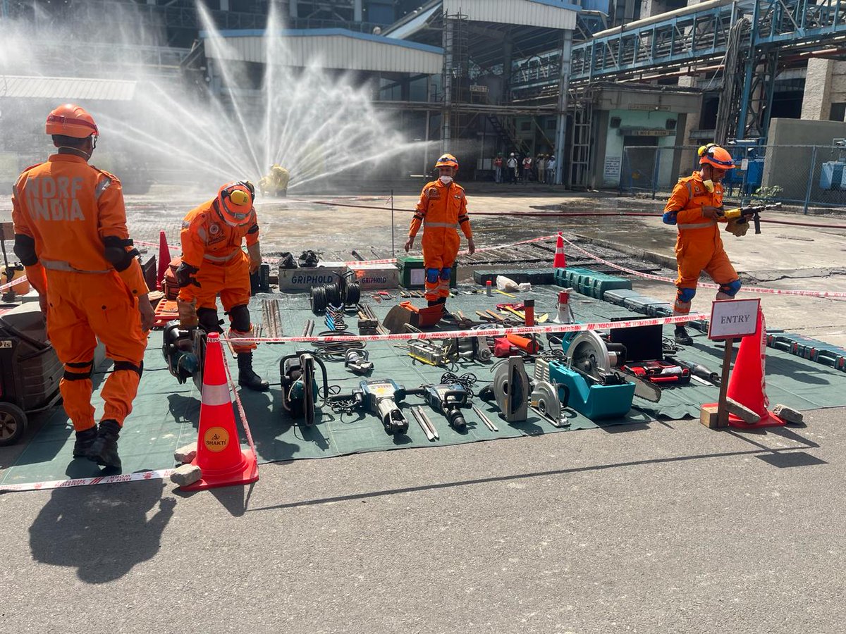 08 NDRF GHAZIABAD tweet media