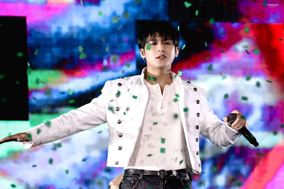 𝐏𝐡𝐚𝐧𝐭𝐨𝐦 𝟒𝟎𝟔 tweet media