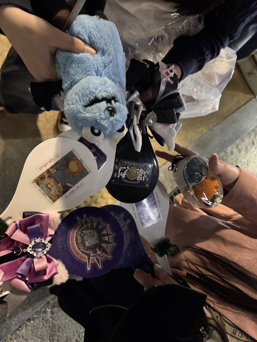 비르 tweet media