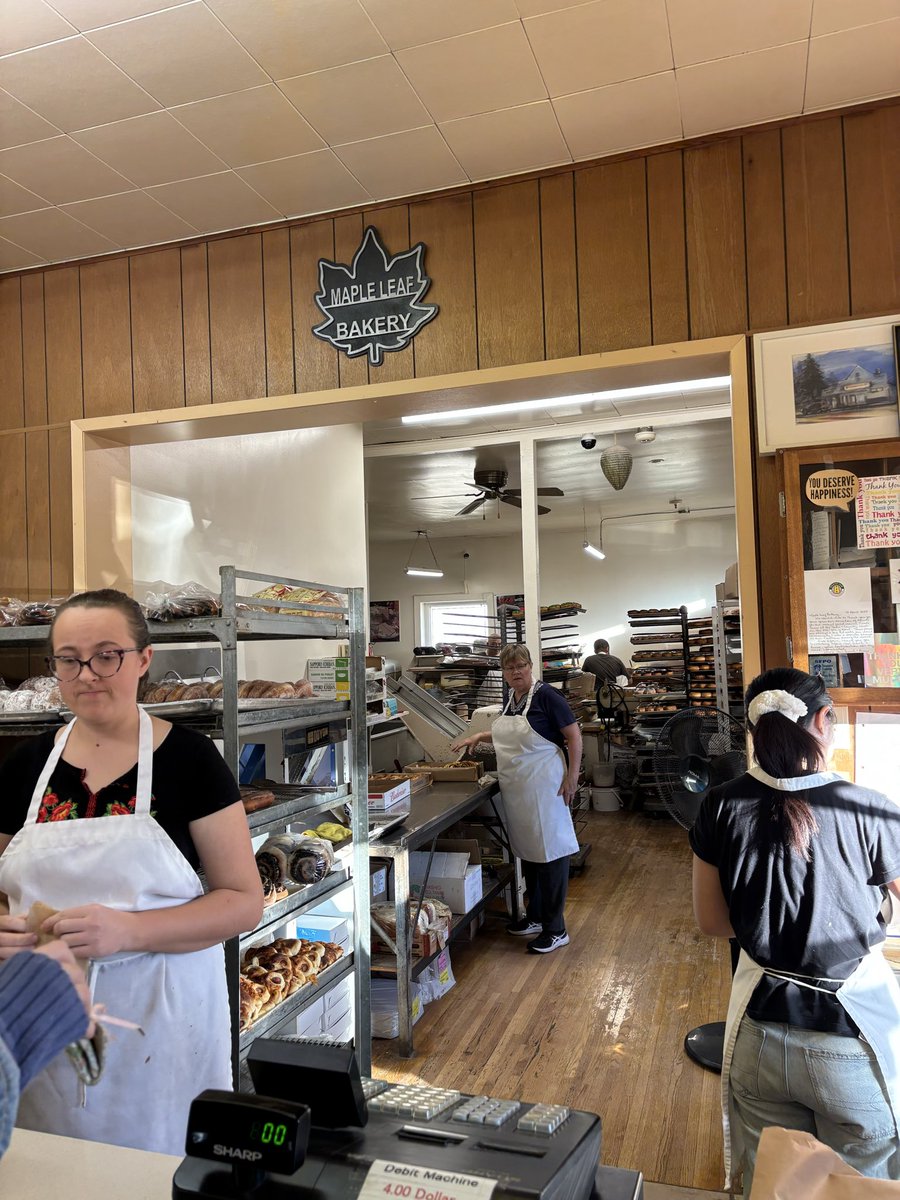 PCArsenault's tweet photo. Never mind long lineups, ‘fake’ freshness, and a 50/50 chance you get your order right. There’s THOUSANDS of family owned bakeries across the country where you can get your coffee and donuts this weekend. 🍁 https://t.co/4BNnDC1iHB