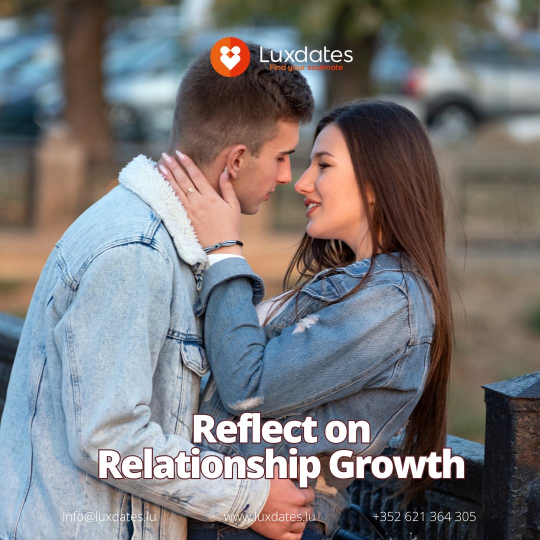 Luxdates's tweet image. Regular reflection highlights progress, areas for improvement, and mutual accomplishments. Depth grows when couples intentionally evaluate and celebrate their journey. Reflection strengthens connection and purpose.

#YearOfDepth #RelationshipReflection #ConsciousCouples #LuxDates