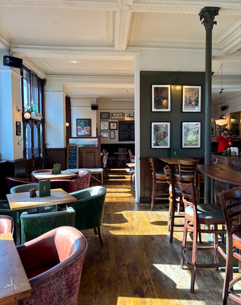 London Pub Map tweet media