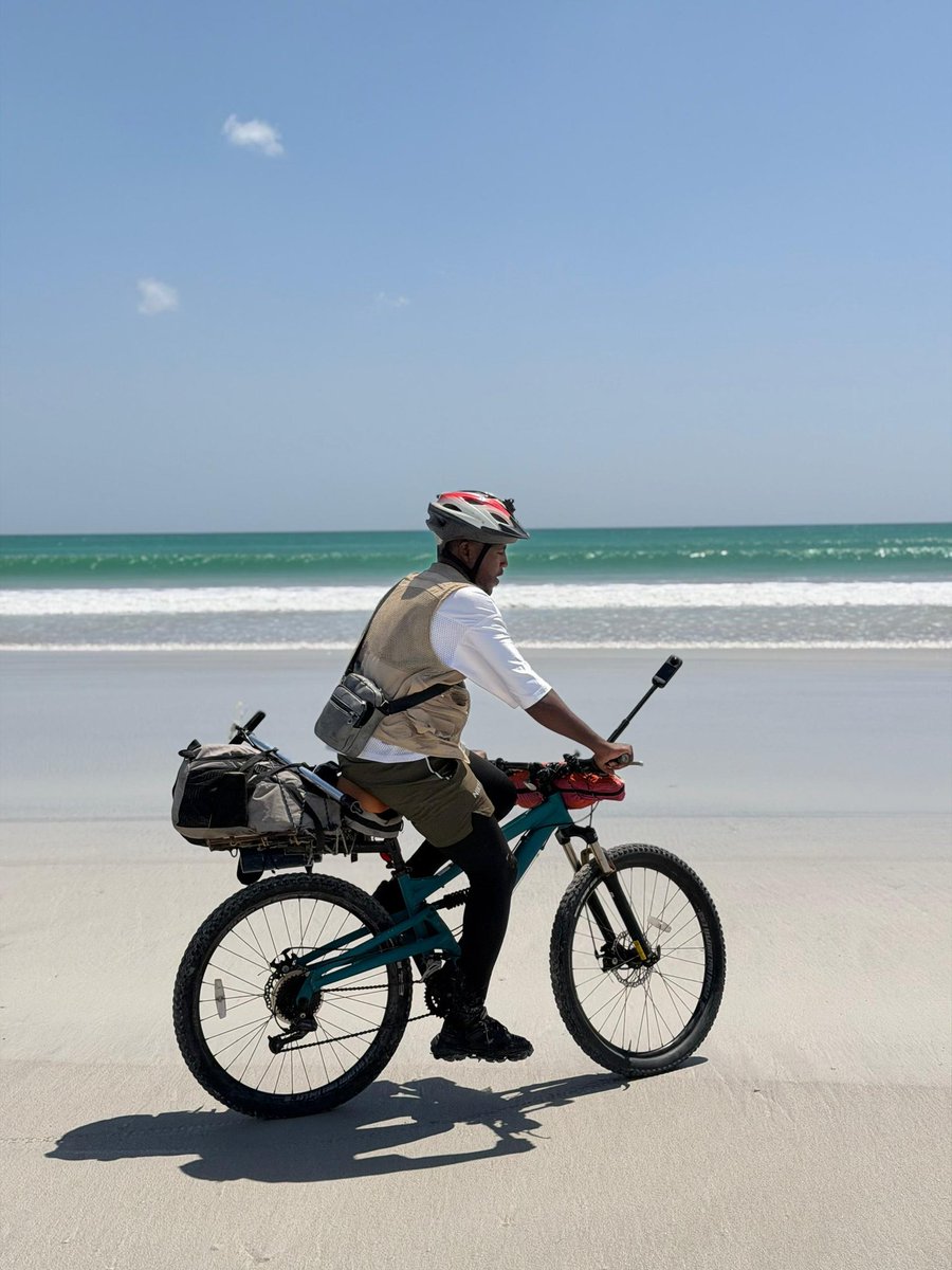 FarahJuxa's tweet image. Young #Explorers
Xariir #KOOSAAR, Cadnaan #Cadceed iyo #YAMAARI
Waraysi xiiso leh dhowaan fisha.