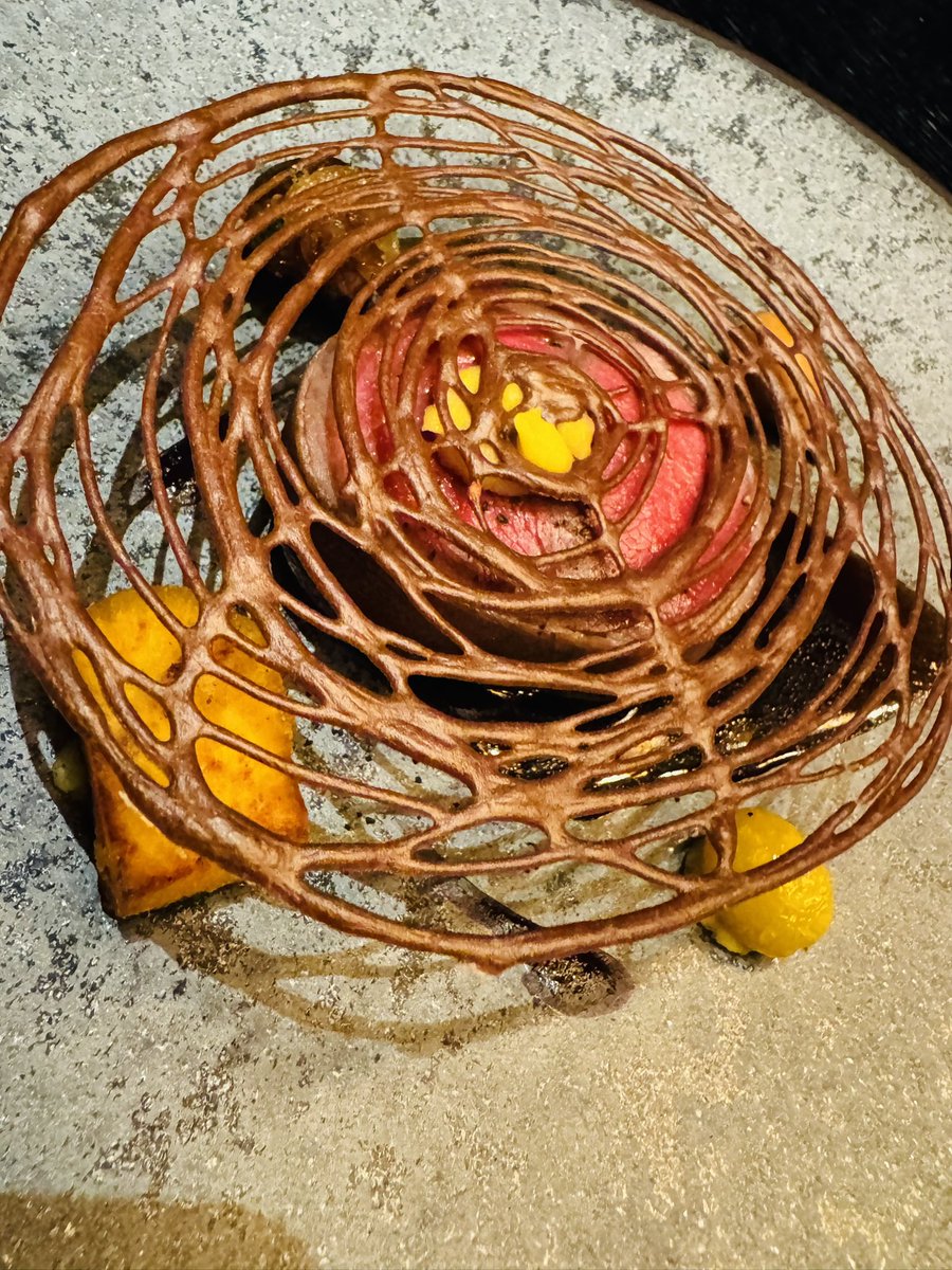 大塚香織 tweet media