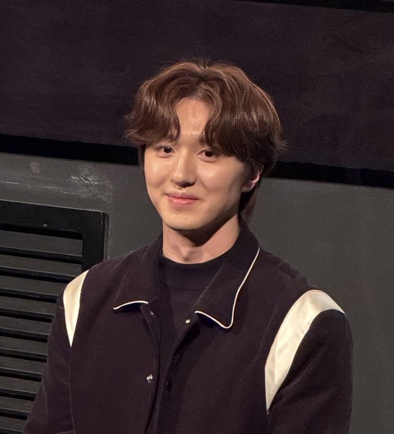 dykybbb's tweet photo. 찬희 이뽀다 .. 초코푸들 🤎🫳🏻 https://t.co/tnIQl87j8K