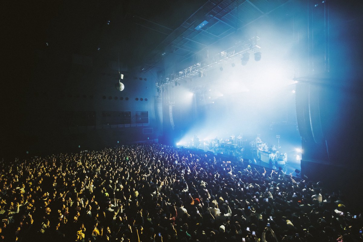 STUTS_atik's tweet photo. STUTS 90 Degrees Tour 2026 FINAL 東京公演at Zepp Haneda、有難うございました！
とても密度の濃いツアーでした。
東京公演ではCampanellaさん、鎮座さん、北里彰久さん、Kaneee君、Yo-Sea君、KMCさんが来て下さいました。
お客さんがとてもあたたかくて、集大成的な感じでできた最高の一夜でした。 https://t.co/K8Sbx2sB2r