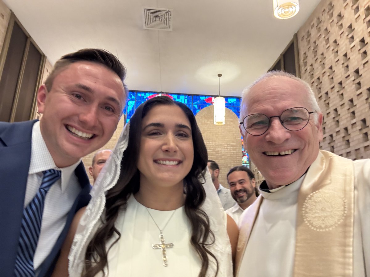 Congratulations Didi and Garrett married yesterday at St. Ignatius!!