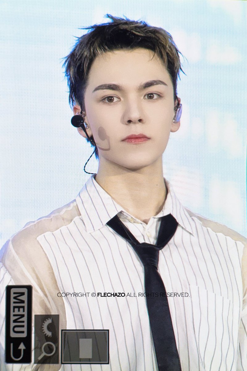 Flechazo_0218's tweet photo. 260314 NEW_ IN BANGKOK

#버논 #최한솔 #VERNON #バーノン
#세븐틴 #SEVENTEEN https://t.co/9fxSIe4M3c