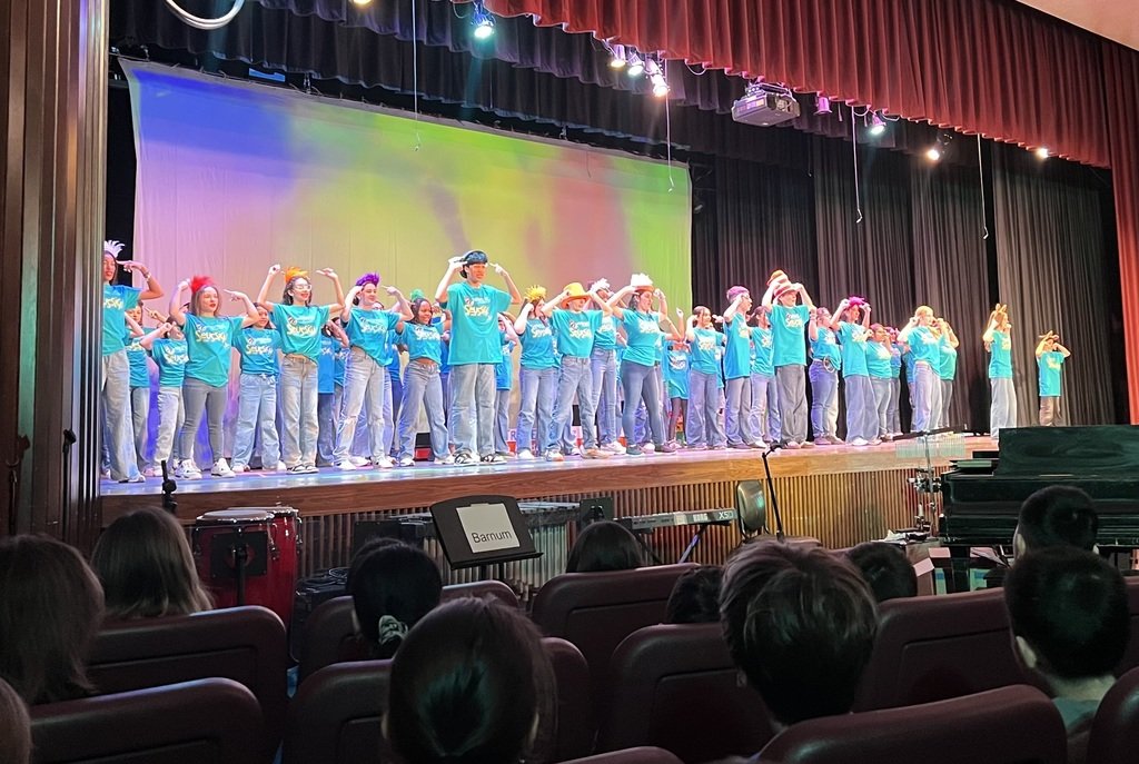 Barnum Woods School tweet media