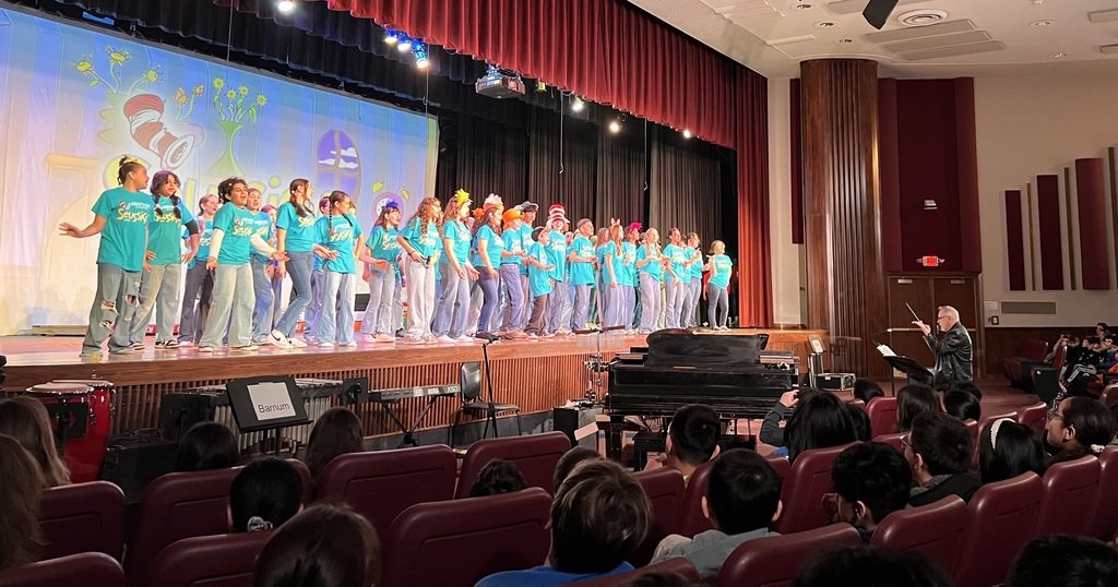 Barnum Woods School tweet media