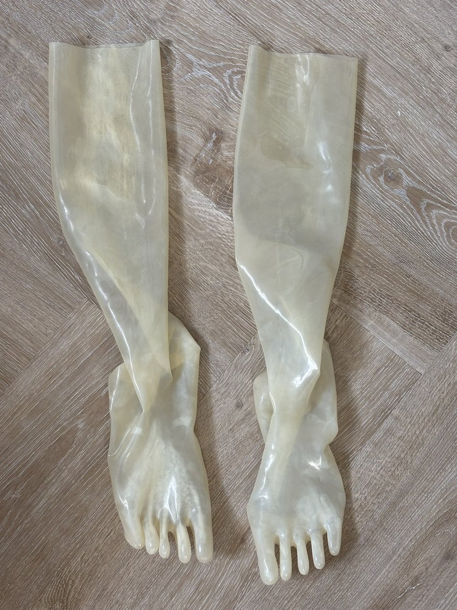 Tall Rubber Guy tweet media