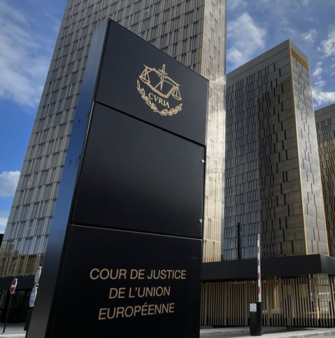 🚨 La Cour de Justice de l'Union Européenne réaffirme la primauté du droit communautaire.
Des arrêts récents, rendus sous couvert d'identité de genre et de libre circulation, en fixent la portée.
Le droit européen est ainsi placé au-dessus des constitutions nationales.
C'est un