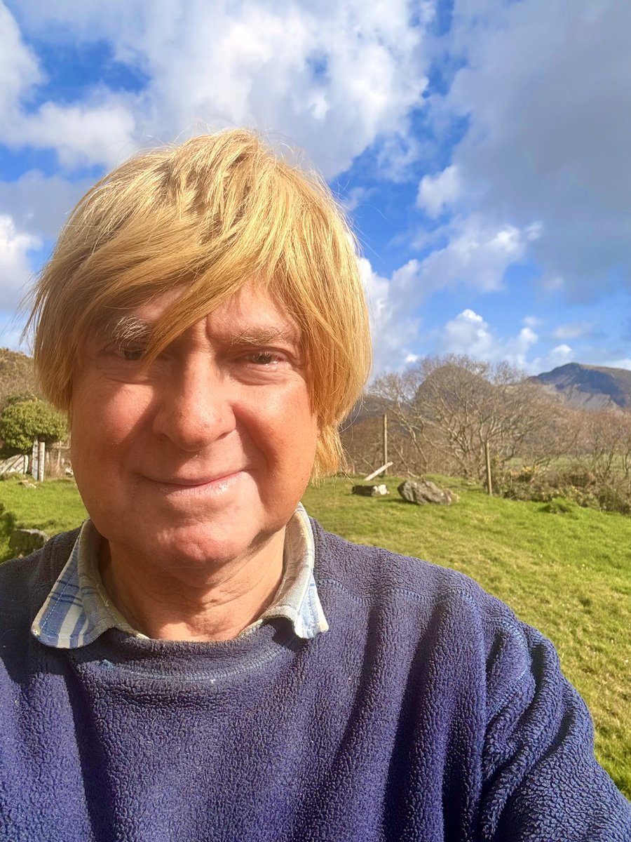 Mike_Fabricant's tweet image. ☀️ Yaaaay!  It’s sunny again.
Back in #Lichfield on Monday.😃