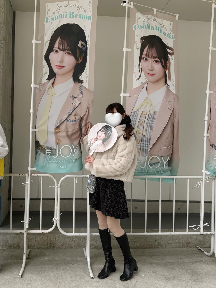 723♡ tweet media