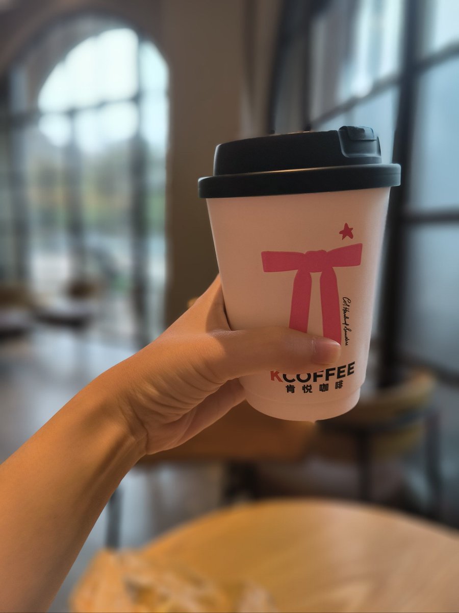 Alexander Gleiser  tweet media