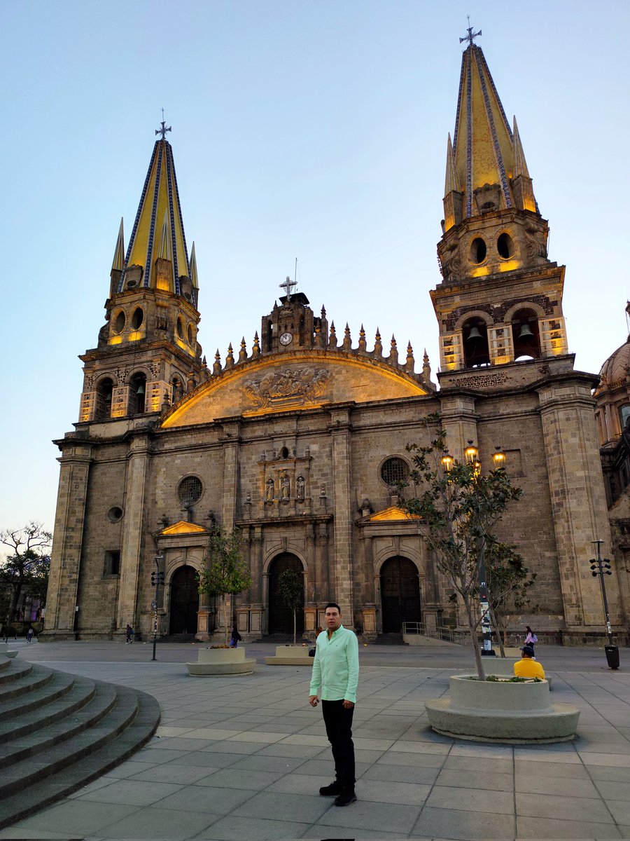 cesarsancal's tweet photo. #UnaFechaComoHoy
En marzo de 1824  Guadalajara es departamento y capital del estado
Fuente: Gobierno del estado https://t.co/vbRnh7xmwi