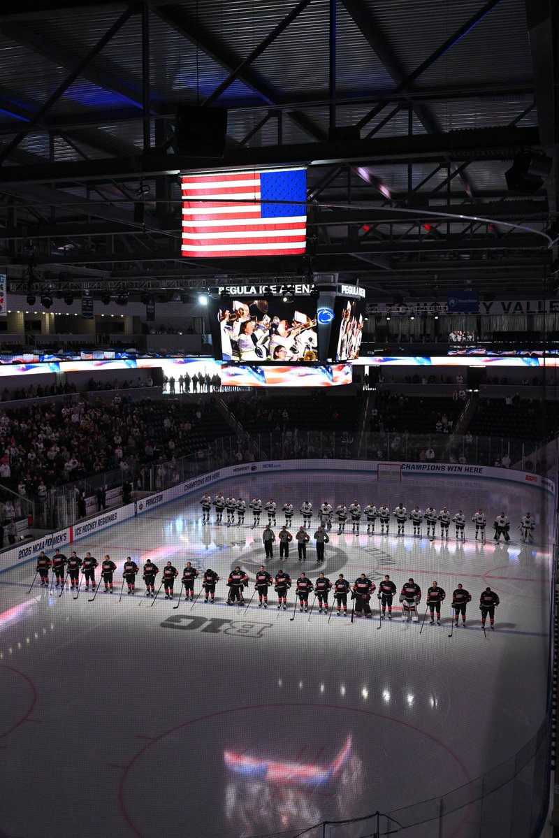 UConn Women's Hockey tweet media