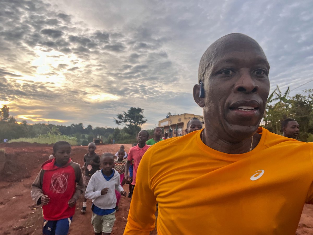 EugeneU's tweet photo. It’s no longer a movement. It’s a hurricane!!!!
#Fitness #Wellbeing #Running #VisitRwanda #CommunityBuilding #Africa https://t.co/6Bg4esdICu