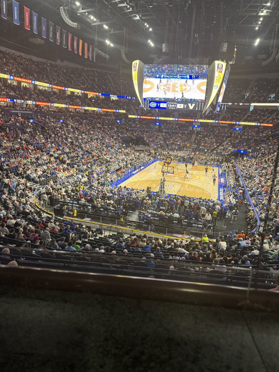 Mat Logsdon tweet media