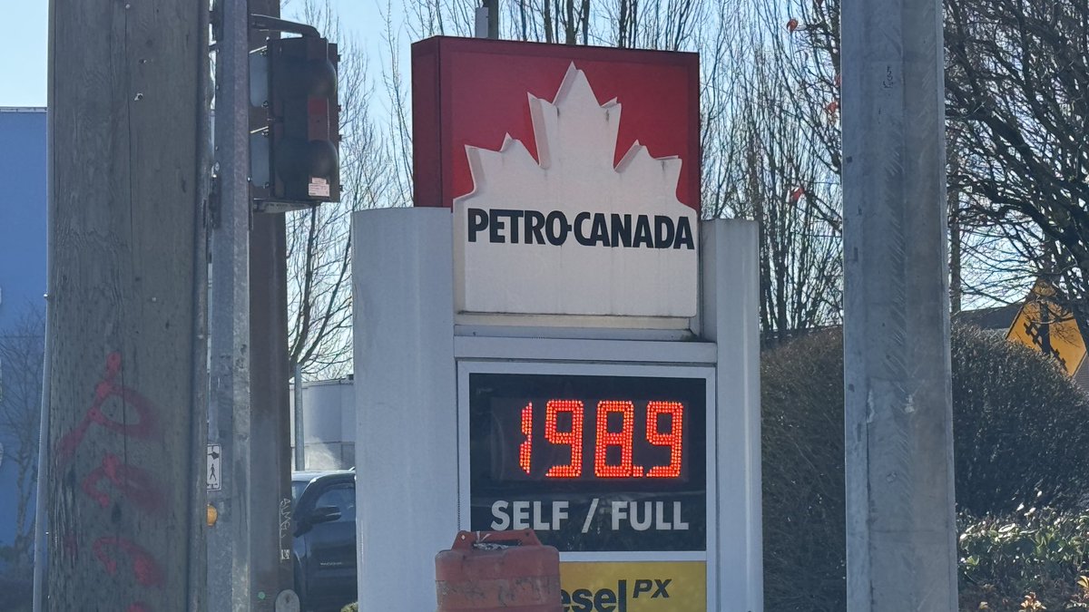 John Ackermann 📻 tweet media