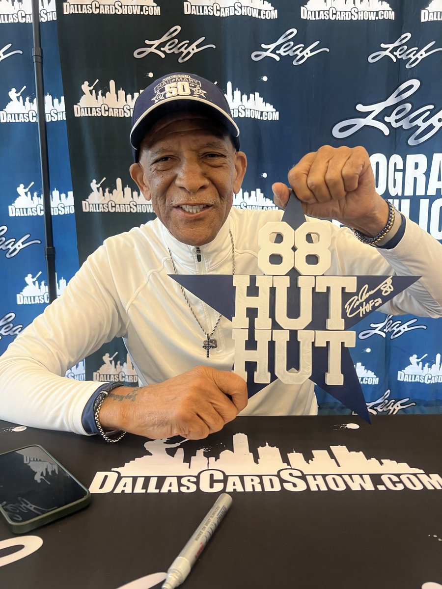 CutzByJonez's tweet photo. 88 HUT HUT !
Mr. Drew Pearson
#DC4L
#cutzbyjonez
#lifeiscool https://t.co/vnxPhek8Db