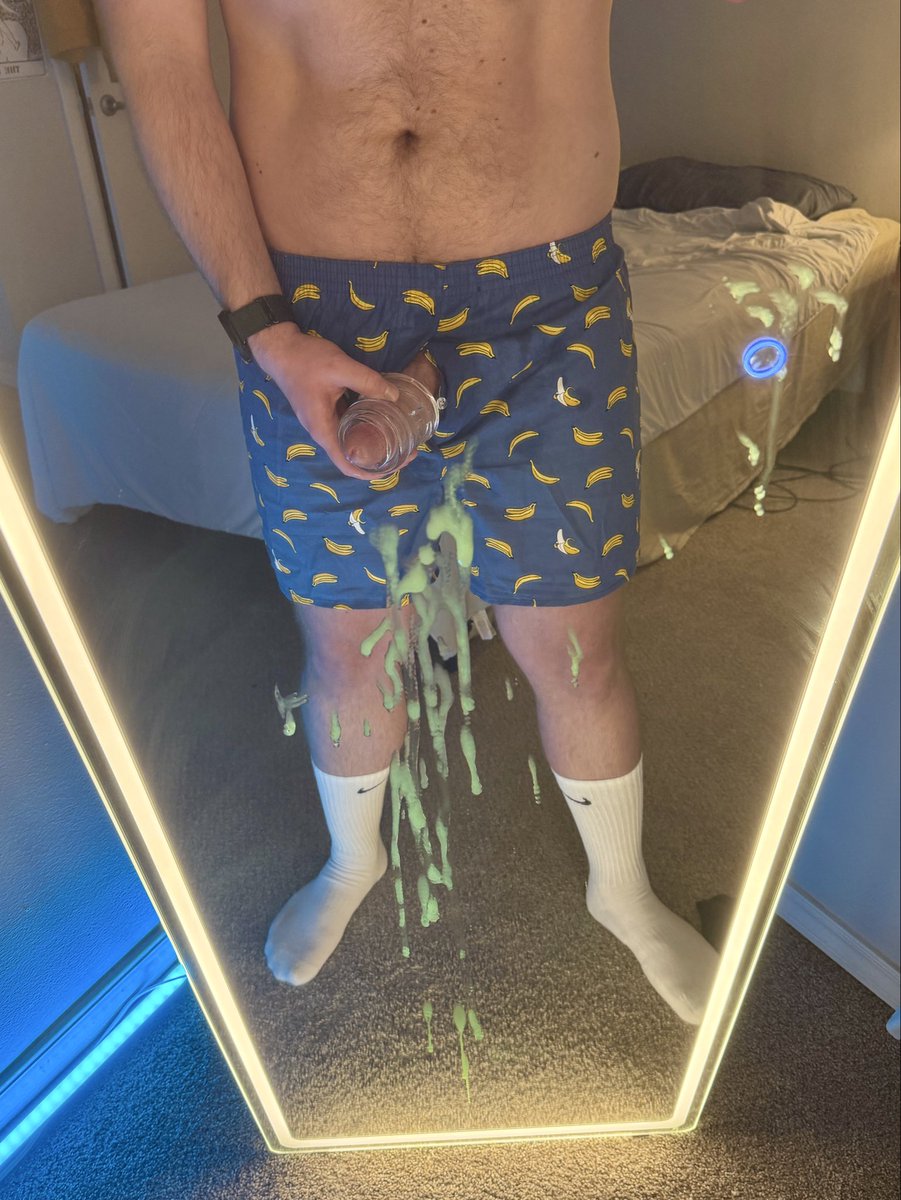 BananaFaust tweet media