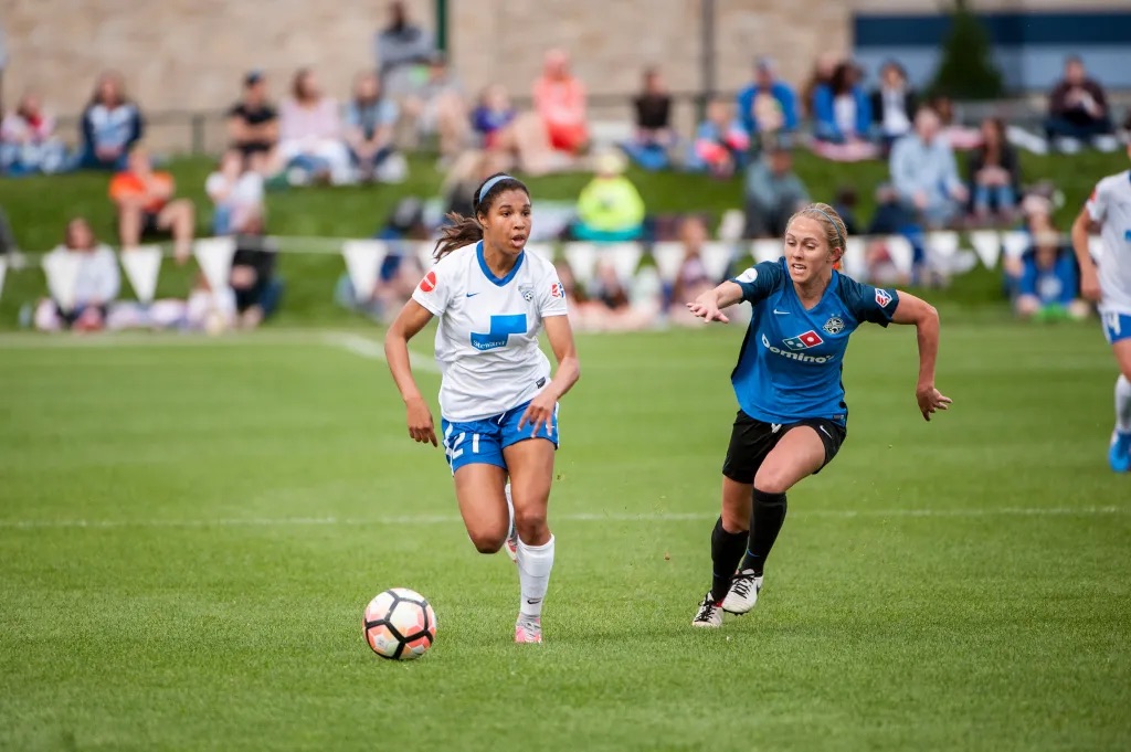 WomensGameMIB's tweet photo. Today’s matchup between Gotham and the Legacy echoes the final pro women’s soccer match in Boston when the Breakers hosted Sky Blue FC in 2017.

Three former Breakers are now on Gotham: Midge Purce, Rose Lavelle, and Katie Lampson 🔄 https://t.co/izN7EDW67r