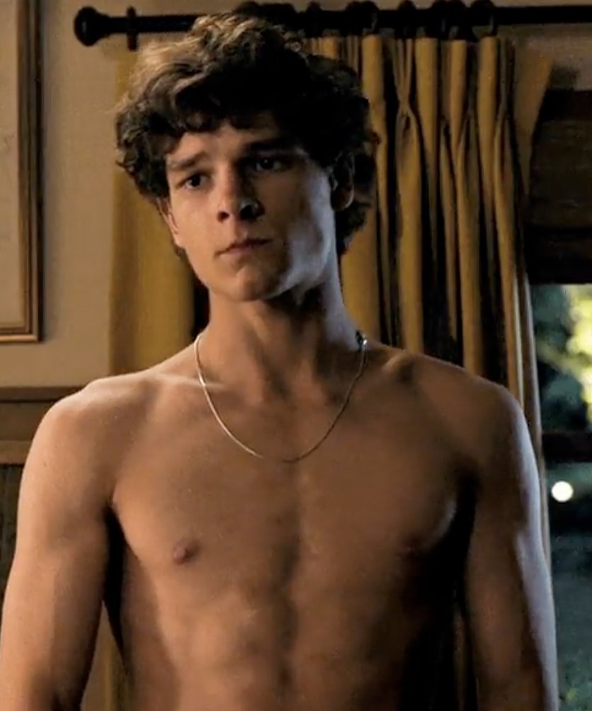 Young Celeb Thirsts tweet media