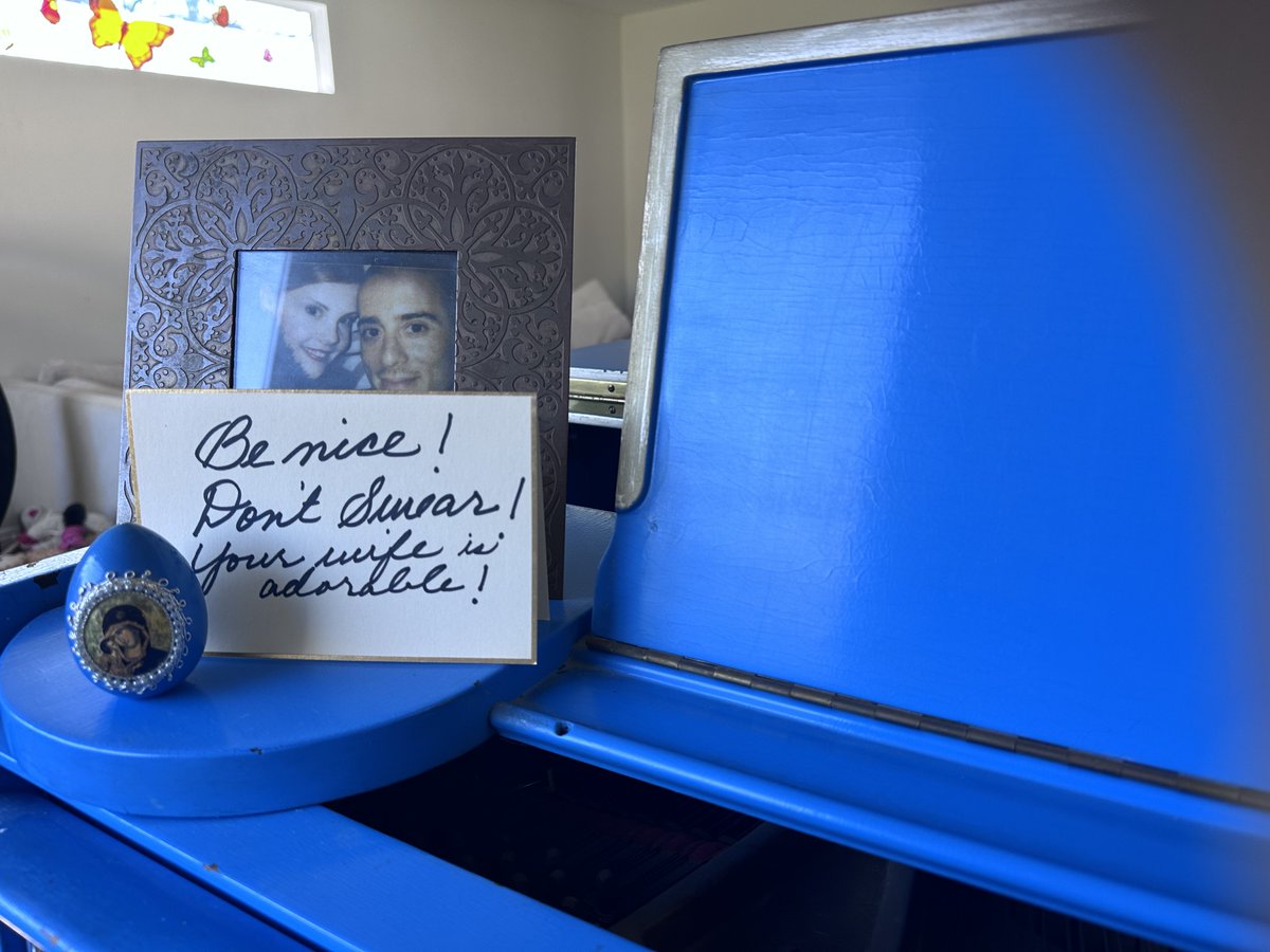 Kiersten Warren tweet media