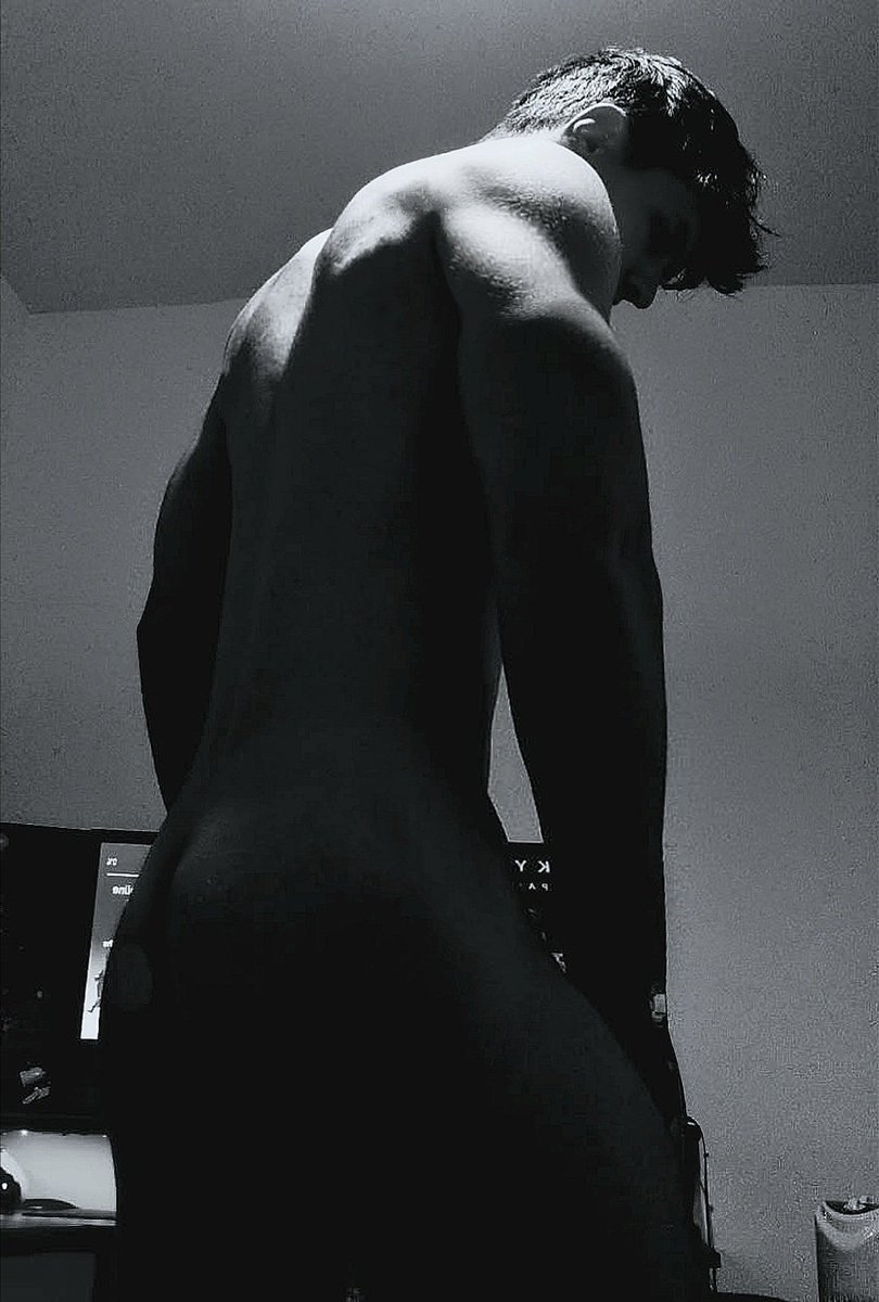 Do you like back shots 😈