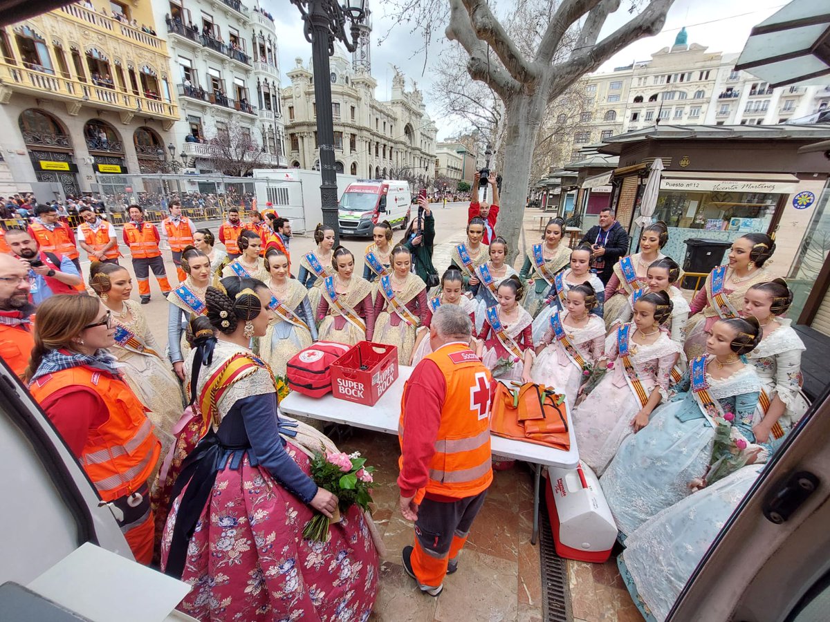 Cruz Roja en Valencia tweet media