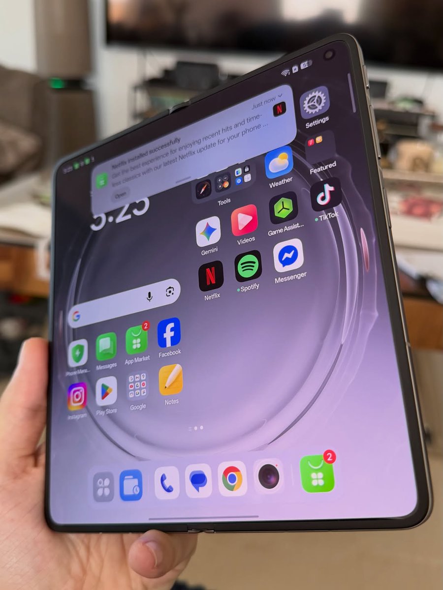 raqamitv's tweet image. اوبو فايند ان ٦. هاتف قابل للطي نحيف و اول الهاتف بدون تجعد / شفسه.  و غير ان ما نقدر نشوف التجعد، ما نقدر نحس فيه. 
#oppofindn6 #oppo #mrq #raqamitv #creaseless