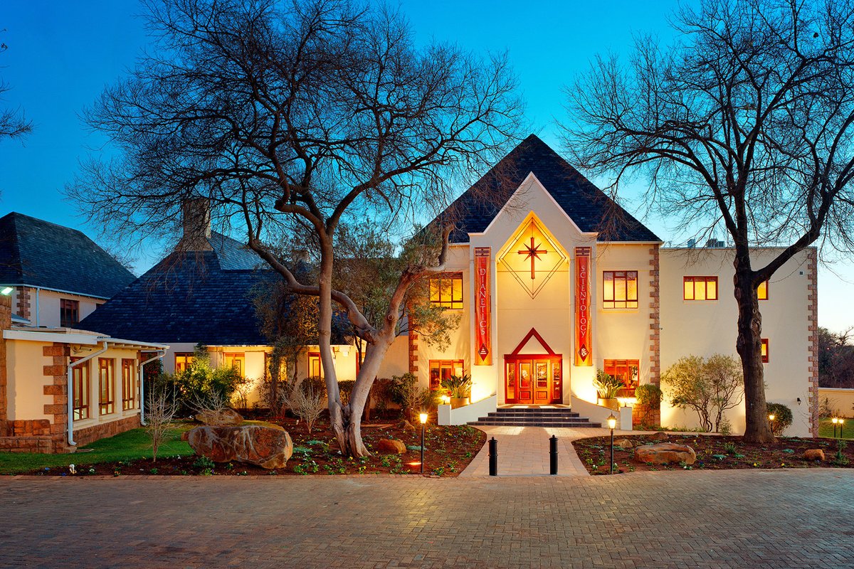 Scientology tweet media