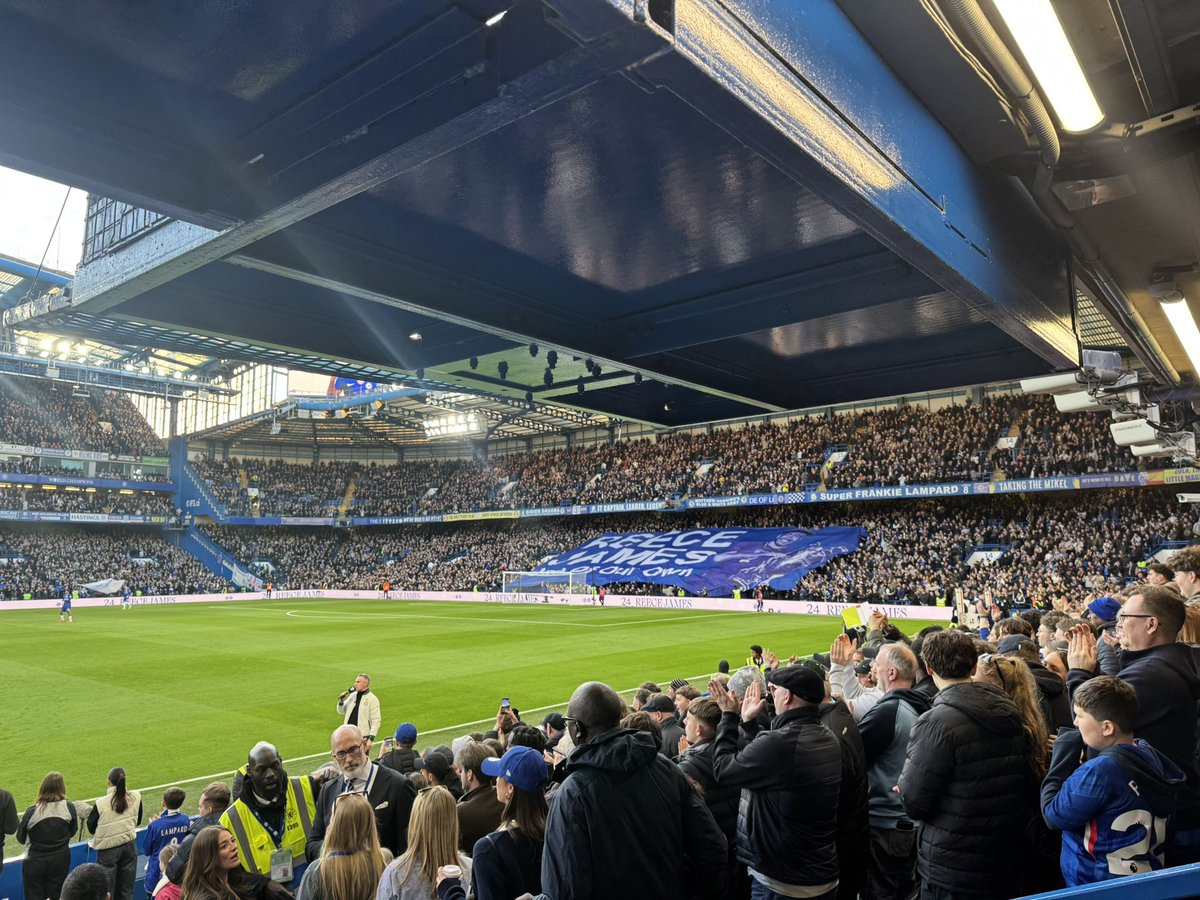 Tom Burrows tweet media