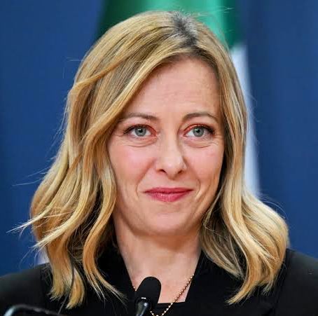 khanadan99's tweet photo. JUST IN🇮🇷🇮🇹❌🇺🇸🔥 Italy officially announced to withdraw troops from Middle East and halt the further joint military operations with US and Israel against Iran.

🚨Georgia Meloni says, "Italy is not part of the war in the Middle East and will not participate in a war against Iran.
Repost