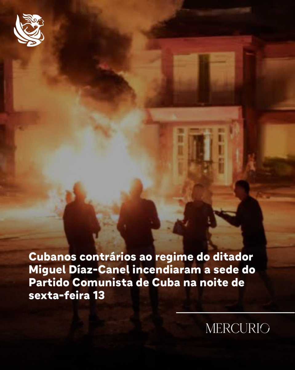 sigamercurio's tweet photo. 🗞️ Cidadãos cubanos demonstram revolta em meio à crise econômica e energética que afeta o país e registros divulgados nas redes sociais mostram pessoas lançando objetos em chamas contra o prédio do partido, retiram móveis, quadros e materiais de propaganda política https://t.co/wp7NIbp1AA