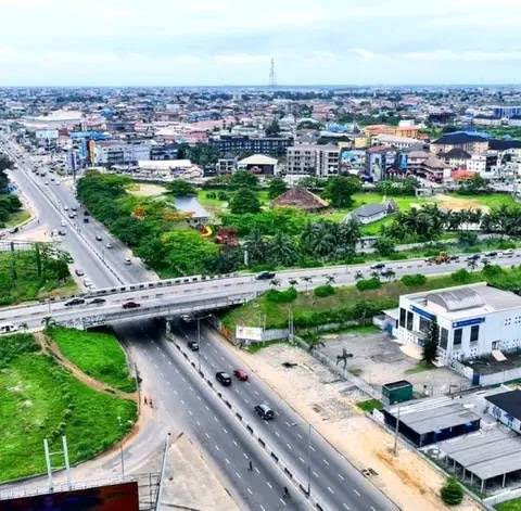 HopeEssienn's tweet photo. No state beats landscaping in Akwa Ibom State. https://t.co/O3rhmjC7pV