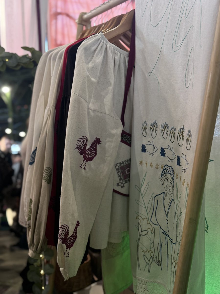 Ніка tweet media