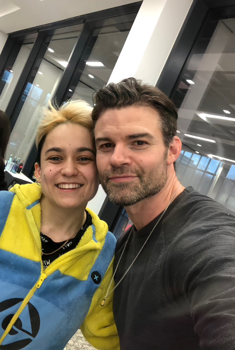 Pau(l)a ४ 🦻🏻🤟🏻 tweet media