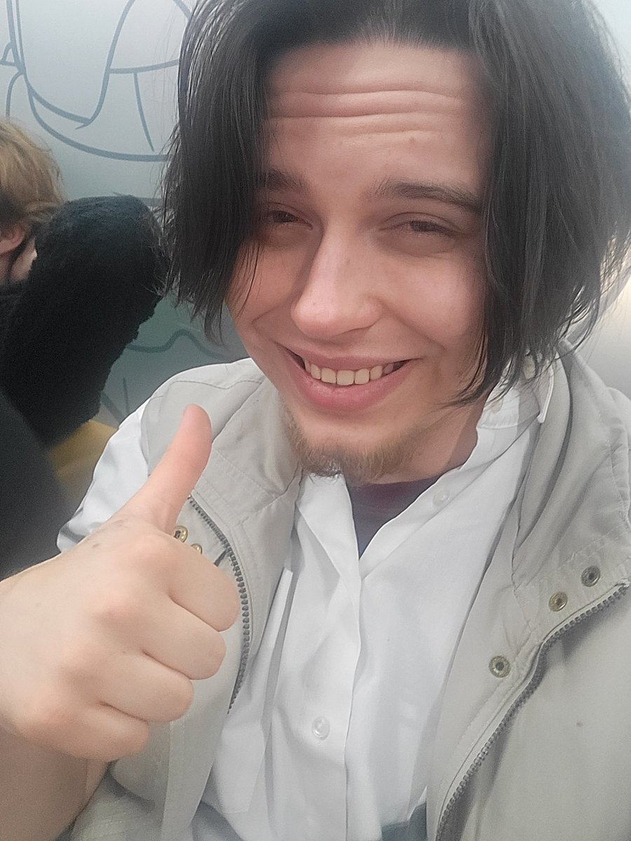 AOSEK 8( tweet media