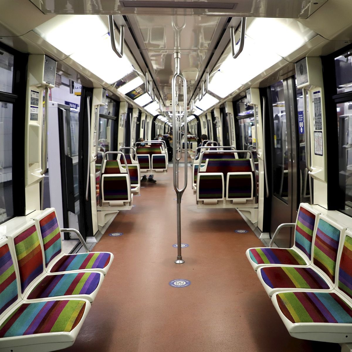 ligne 8 love account tweet media