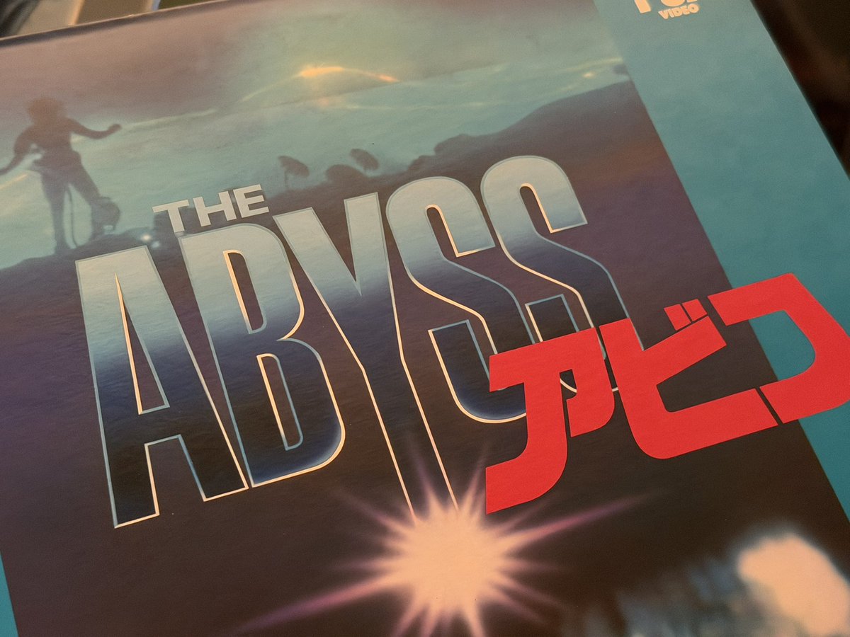 4K ᑕOᒪᒪEᑕTIᐯE tweet media