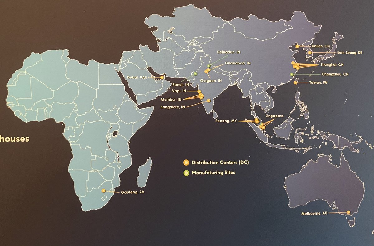 AnjaliMishov's tweet photo. @Avantor_News 
This year I received a calendar from Avantor’s employees which depict incorrect India and International boundaries. Employees:himanshu.dubey@avantorsciences.com
Bhushan.dawange@avantorsciences.com,Shrikant.Palkar@avantorsciences.com,Mohit.verma@avantorsciences.com https://t.co/daX3xivH9u