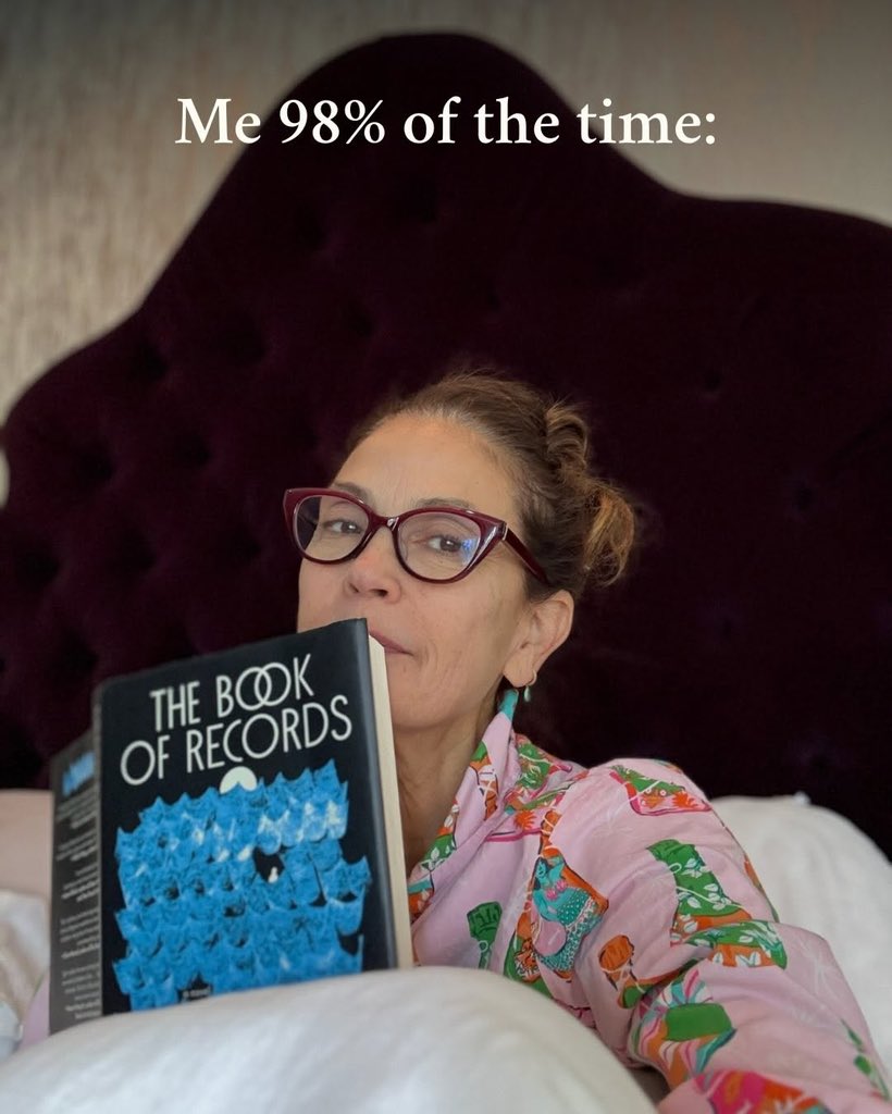 TerihatcherO's tweet photo. The duality of being a woman that prefers to live life #RealandSpectacular https://t.co/gk9j8UmKDY