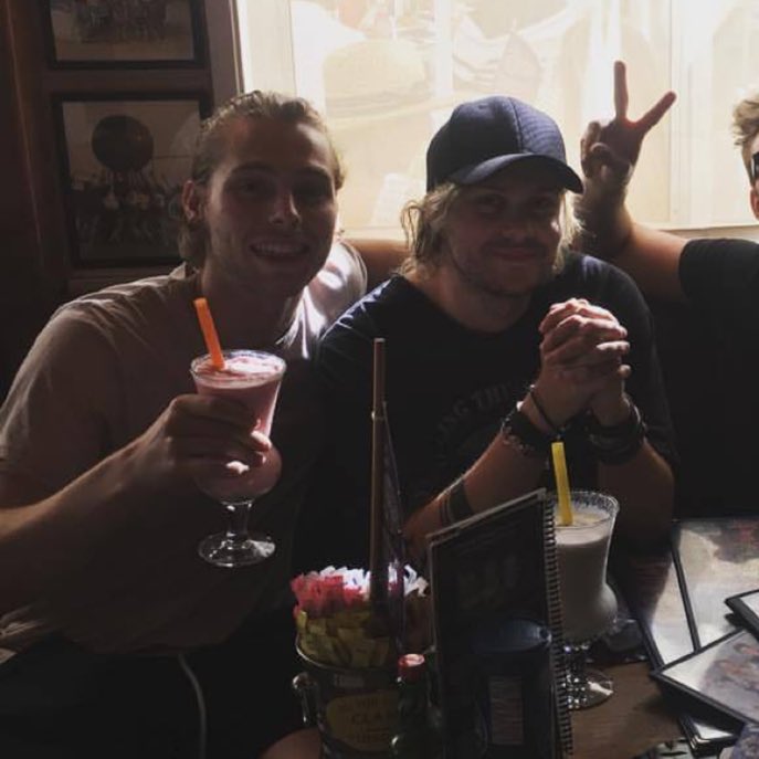 jinx IS A STAR ★ tweet media