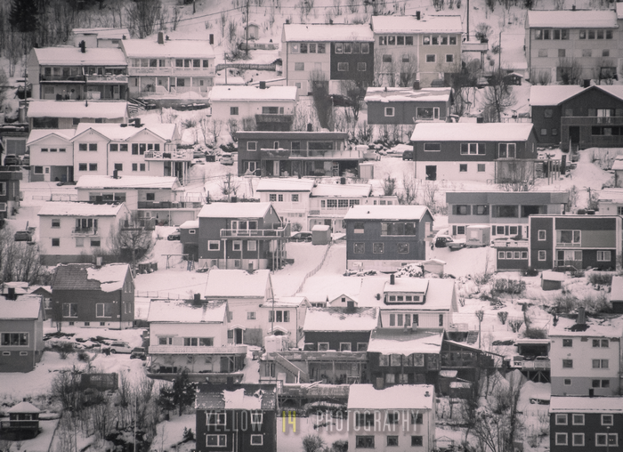 Yellow14Photog1's tweet photo. I love the houses in Narvik, don't you?
.
More here: https://t.co/fiUw8YMMQz
.
#norway #wallart #travelphotography #landscapephotography #wallartprint #hdrphoto #visitnorway #lapland #houses #narvik #snow #blackandwhite https://t.co/ntv2gL44Pt