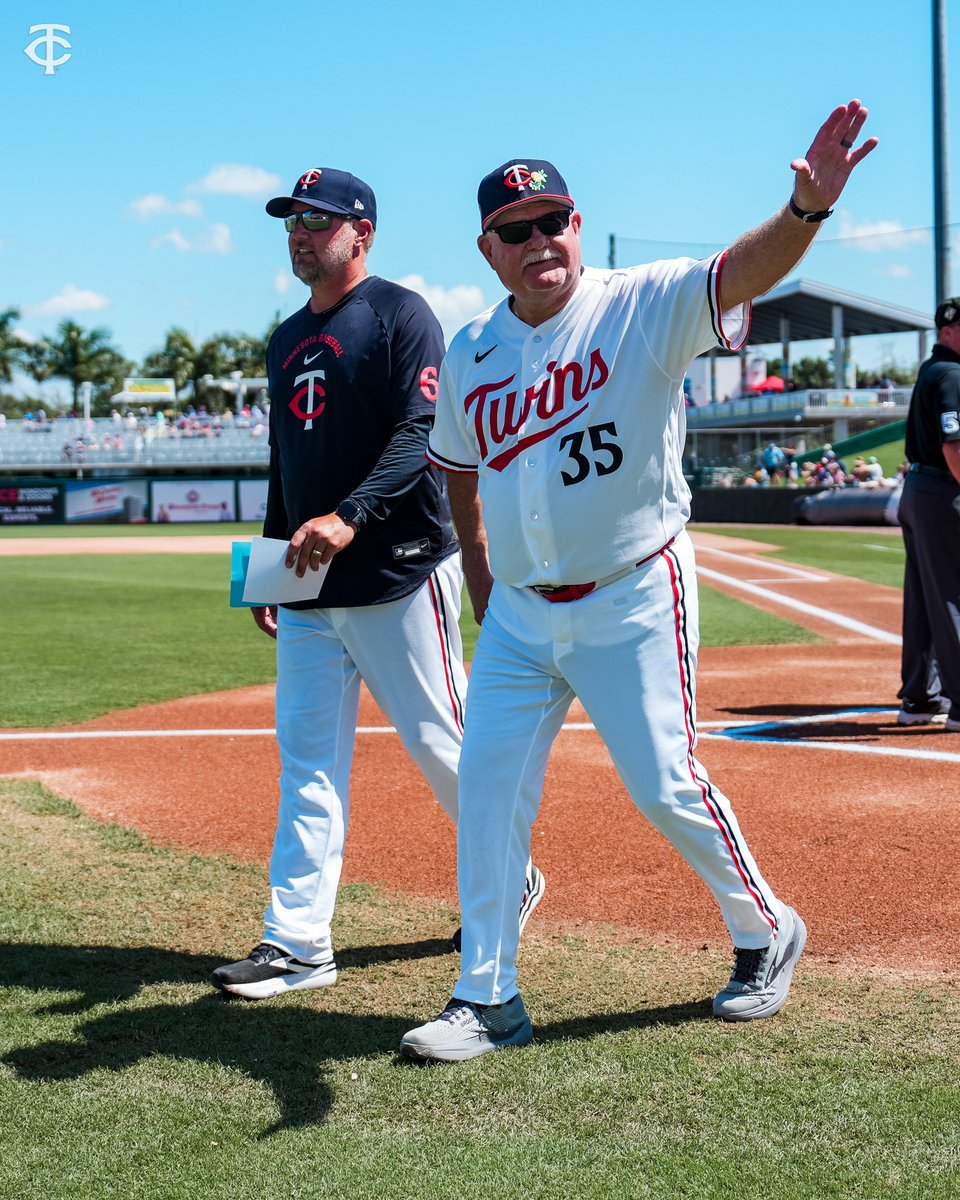 Wouldn't be Minnesota Day without the Gardenhires!