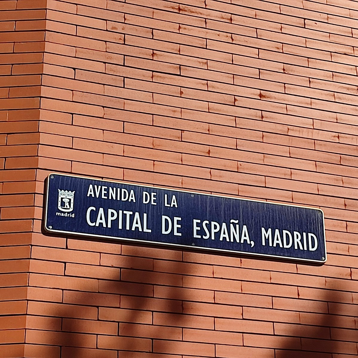 PlaquesDeCarrer tweet media