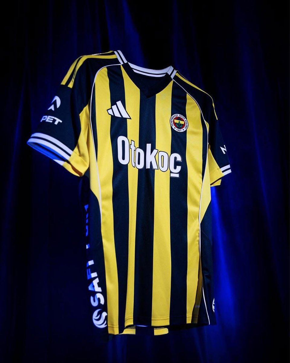 🚨Fenerbahçeli taraftarlara moral çekilişi yapıyoruz.

Bu paylaşımı beğenen takip eden yorum yapan ve son olarak rt yapan bir kişiye Şanlı Çubuklu formamız hediye.